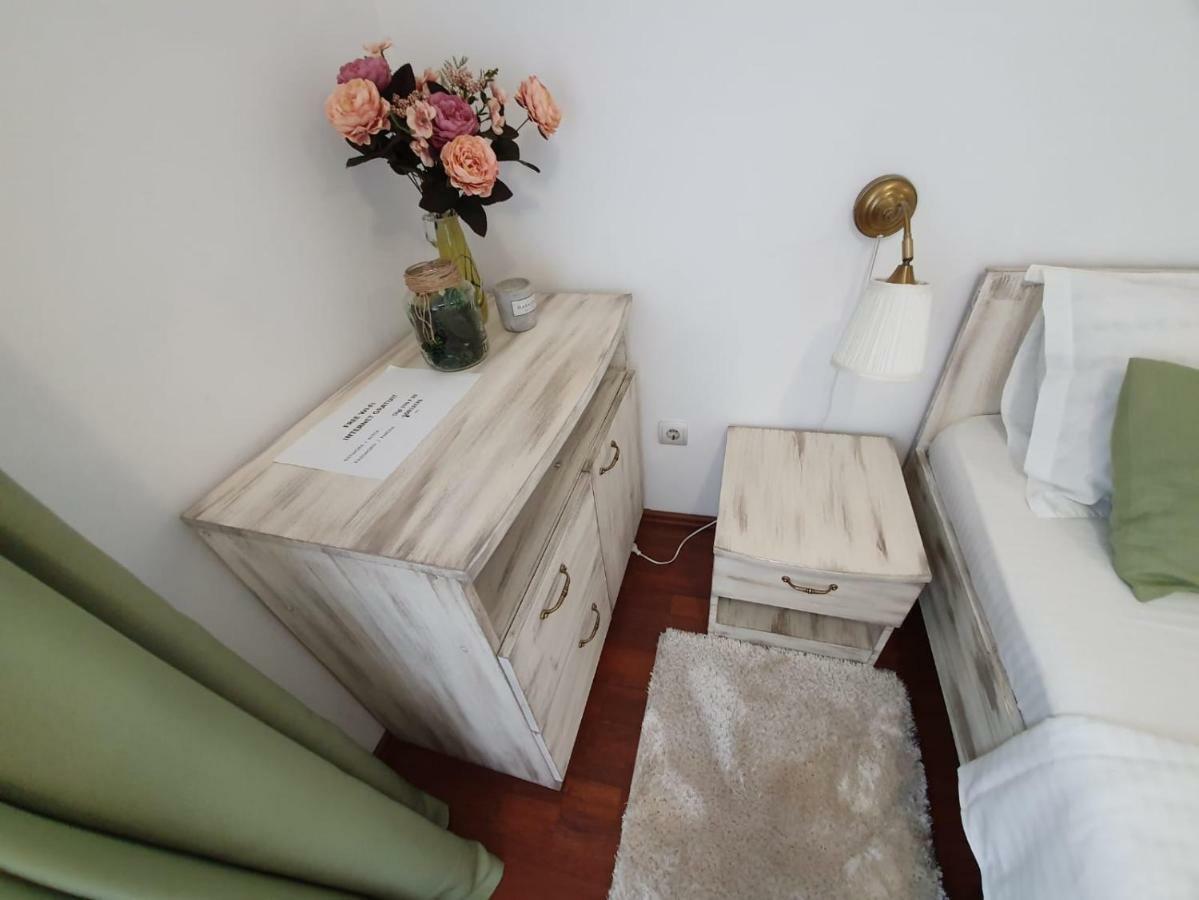 ホテル Casa Lucky Rîşnov エクステリア 写真